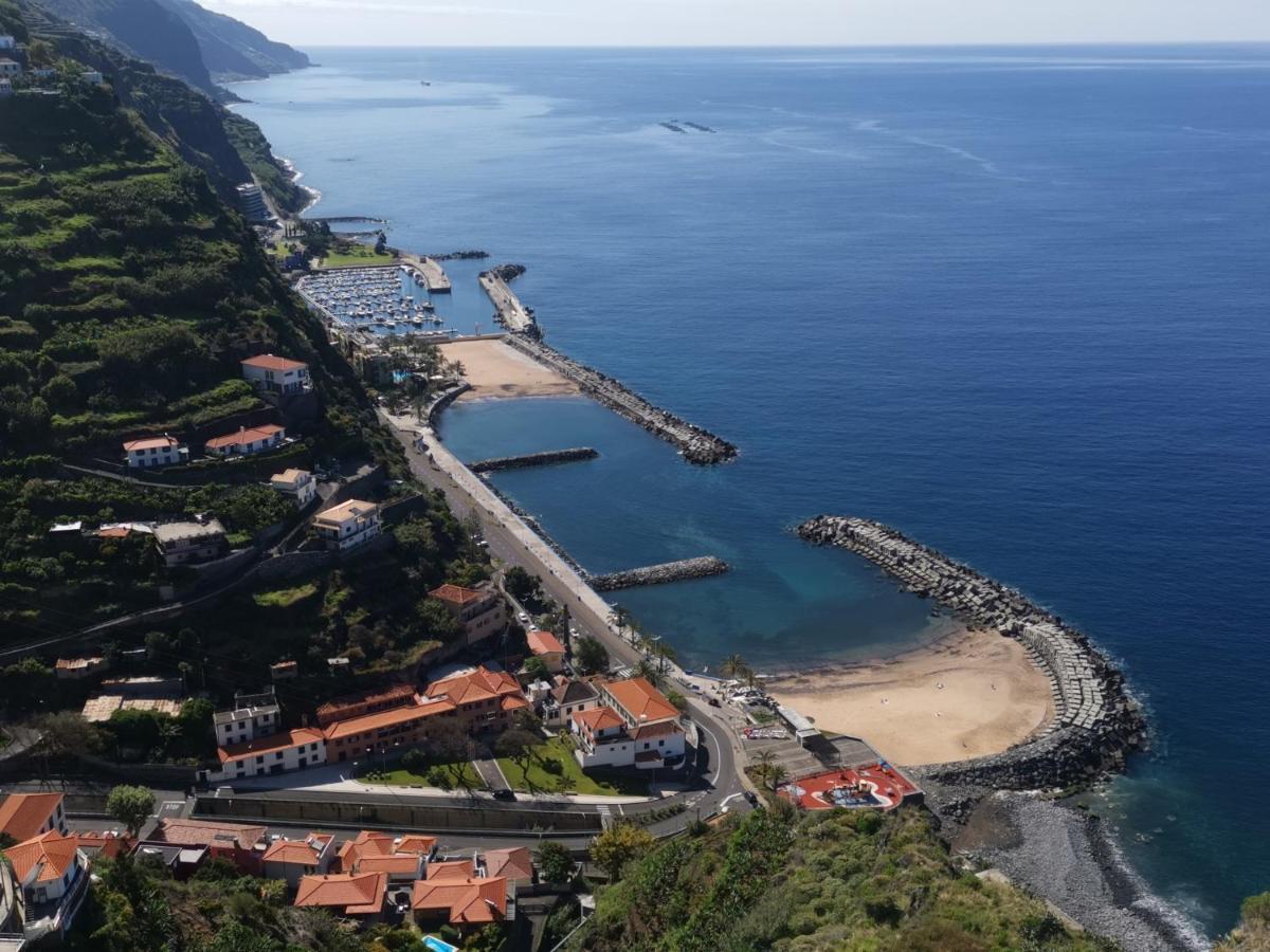 Charming Studios in Calheta Beach - Villa Esmeralda Calheta (Madeira) Exterior foto